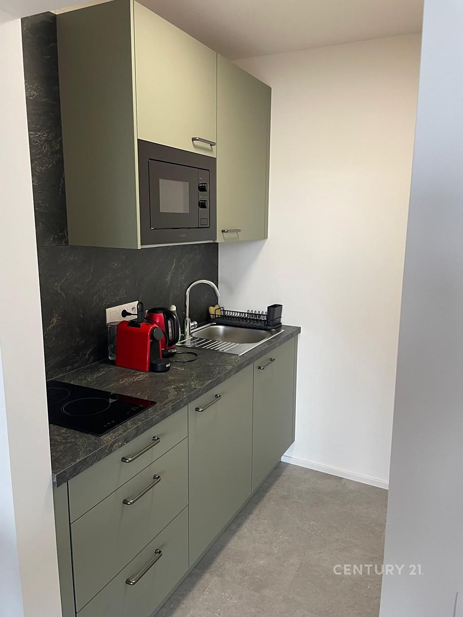 Pronájem bytu 1+kk 31 m² – fotografie 3
