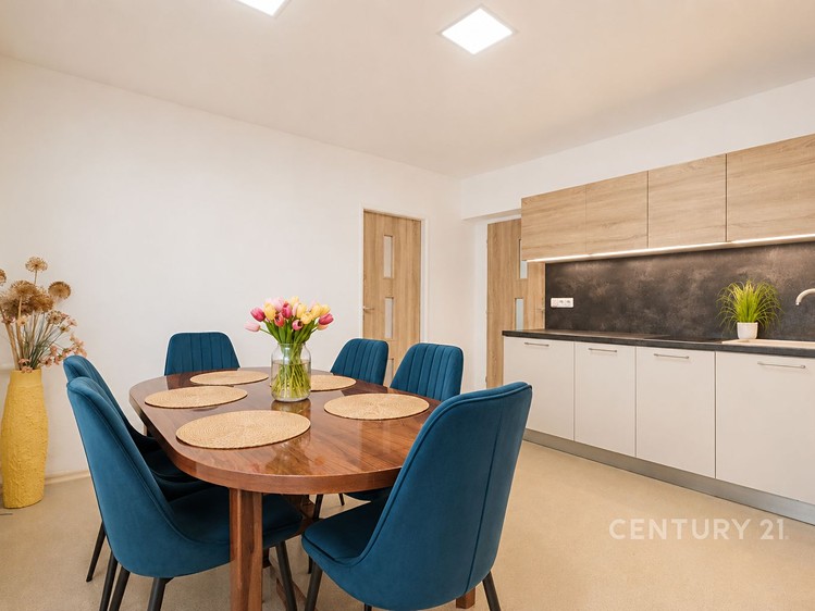 Будинок на продаж, 229 м² (10 з 28)