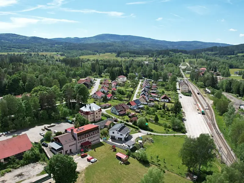 Prodej ubytovacího zařízení 8059 m², Nová Pec – náhled fotky 1