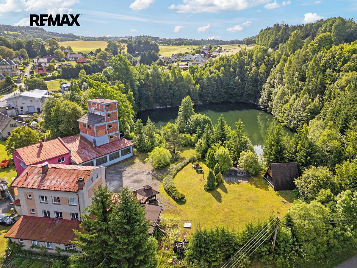 Prodej komerční nemovitosti 371 m² – fotografie 2