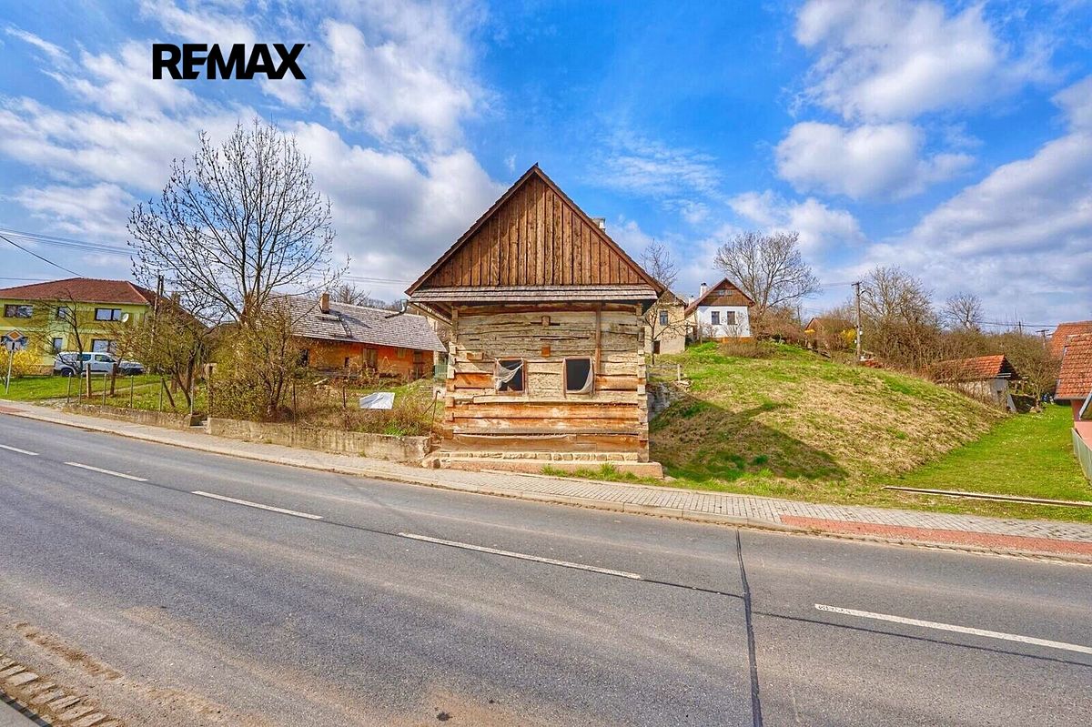 Prodej rodinného domu 140 m², pozemek 1364 m² – fotografie 5