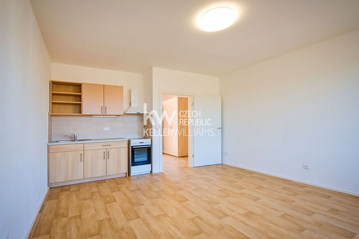 Pronájem bytu 1+kk 32 m²