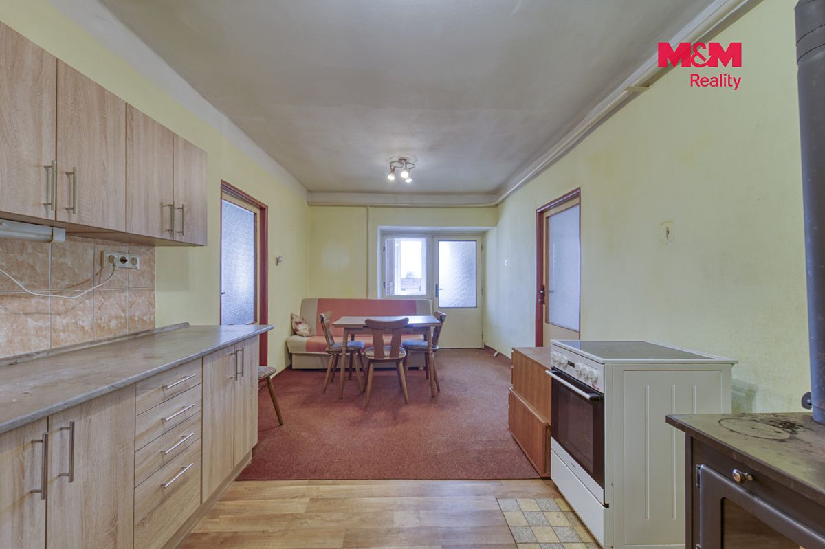Prodej rodinného domu 85 m², pozemek 5365 m² – fotografie 3