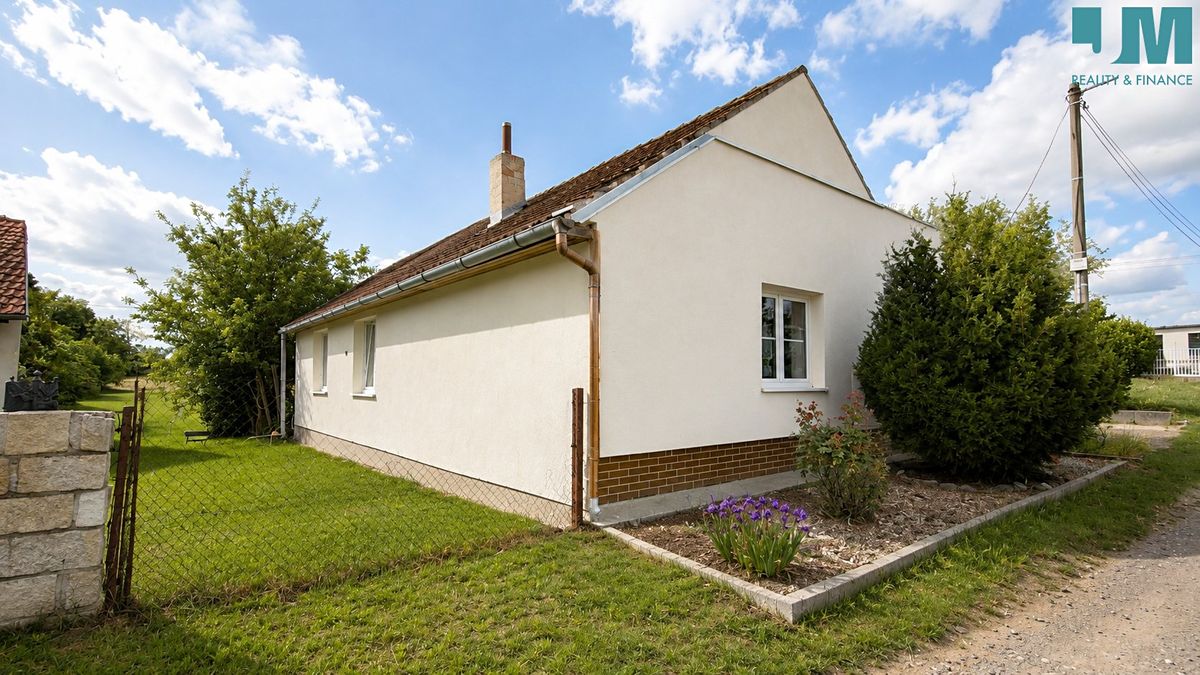 Prodej rodinného domu 98 m², pozemek 2260 m² – fotografie 2