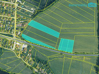 Prodej pole 16452 m²
