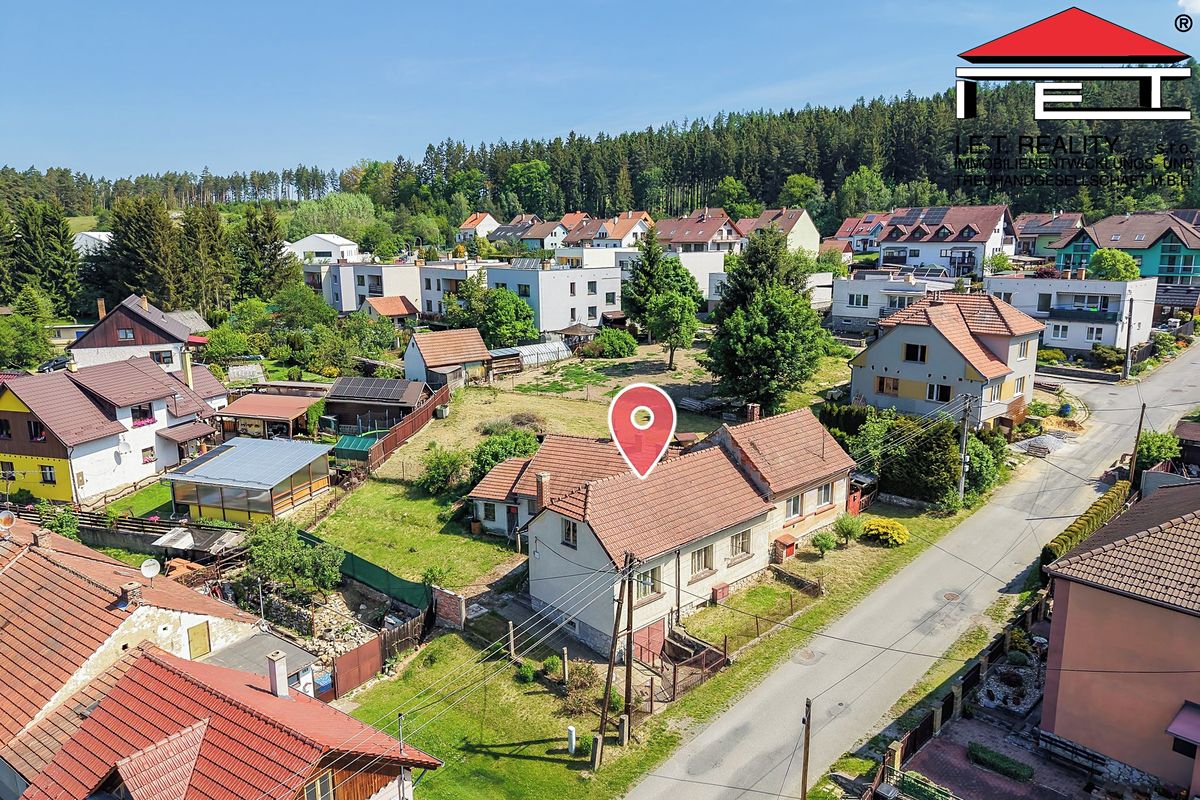 Prodej rodinného domu 173 m², pozemek 357 m² – fotografie 2