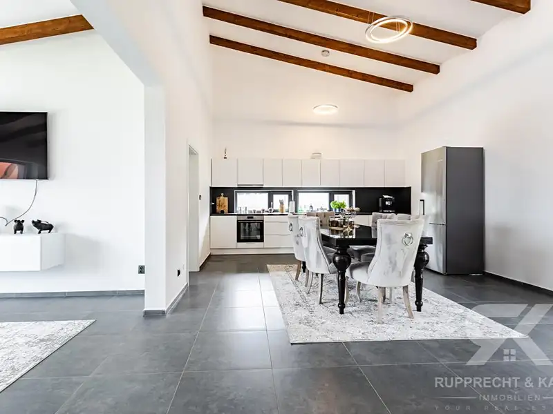 Prodej rodinného domu 153 m², pozemek 995 m², Rozvadov – náhled fotky 1