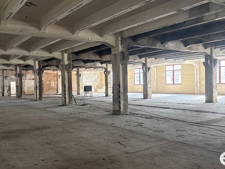 Комерційне приміщення в оренду, 1 706 м² (7 з 11)