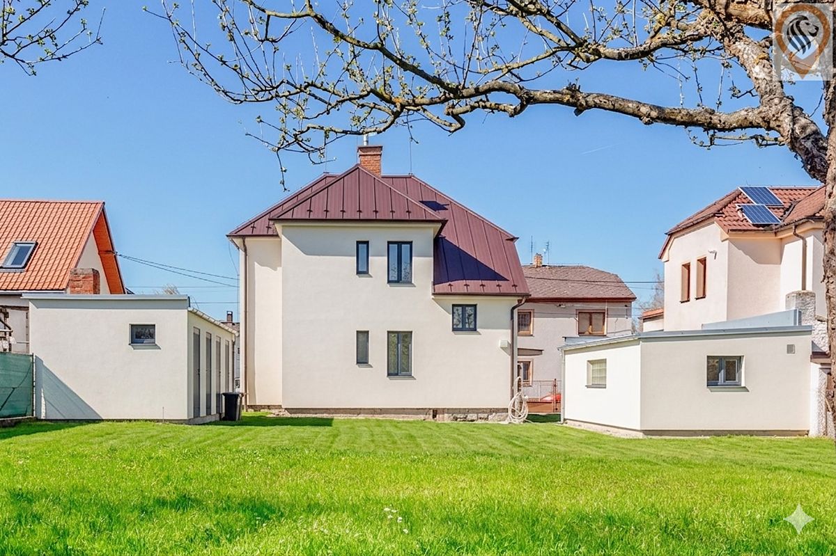 Prodej rodinného domu 137 m², pozemek 1141 m² – fotografie 3