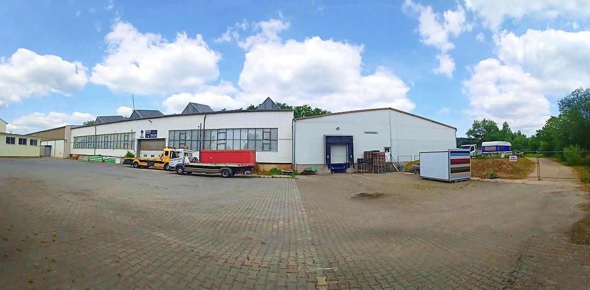 Prodej skladového prostoru 2150 m²