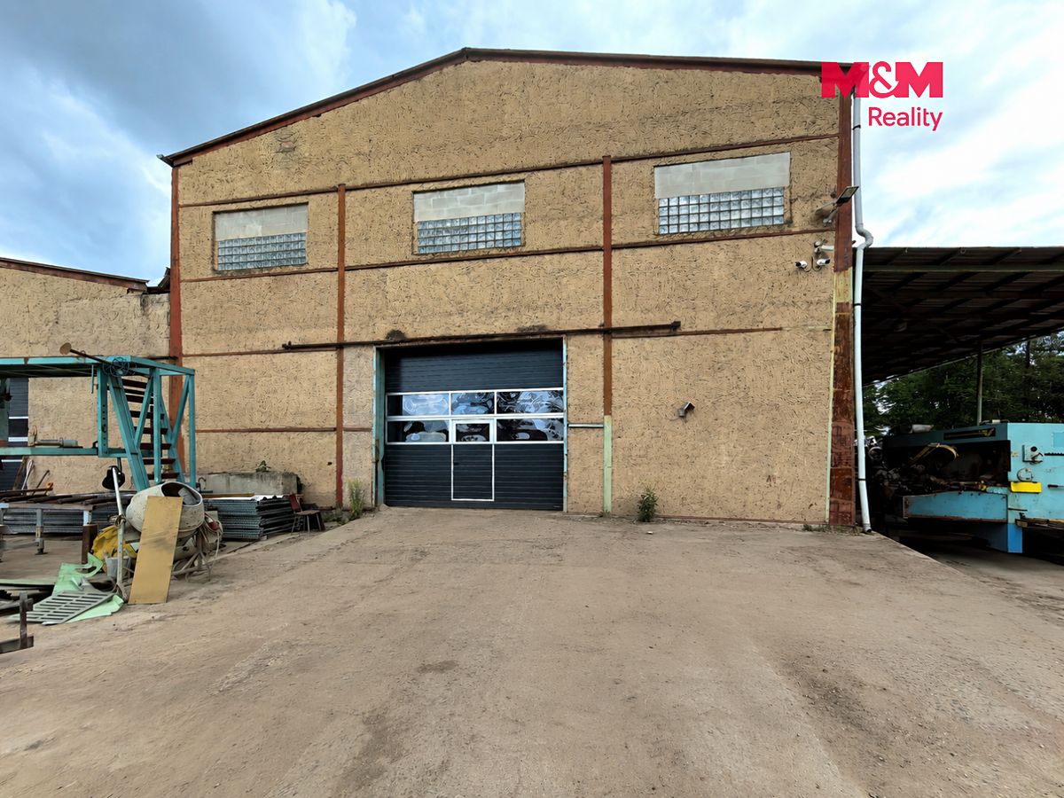 Pronájem skladového prostoru 335 m² – fotografie 2