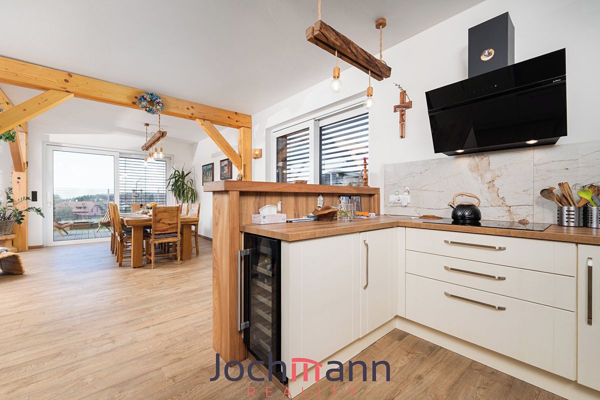 Prodej rodinného domu 125 m², pozemek 436 m² – fotografie 2