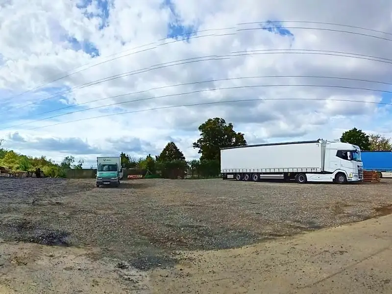 Pronájem komerčního pozemku 200 m², Třebotov – náhled fotky 1