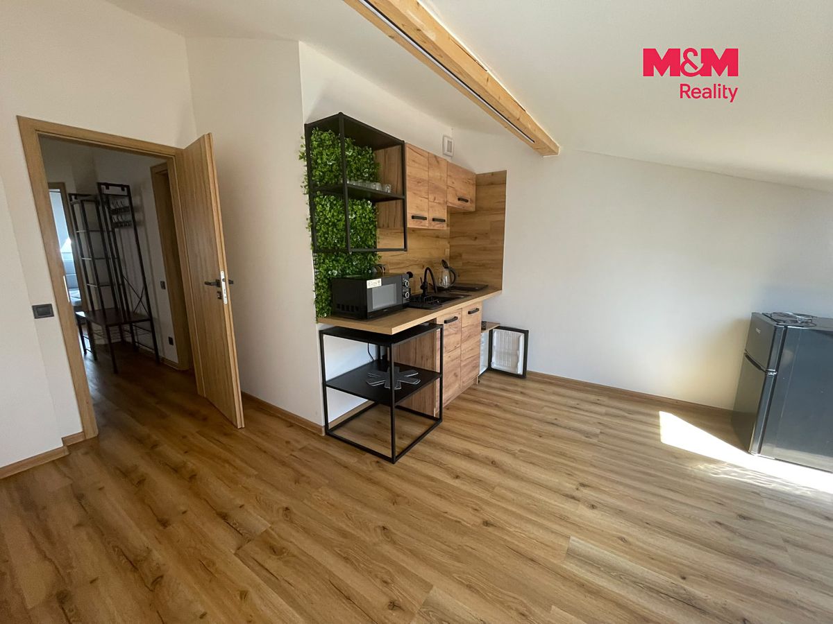 Pronájem bytu 3+kk 80 m² – fotografie 3