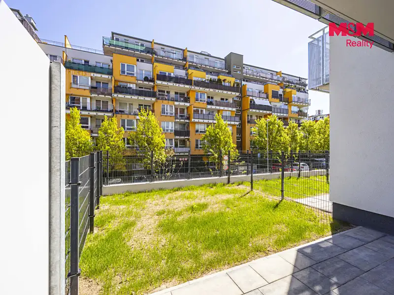 Pronájem bytu 1+kk 32 m², Praha – náhled fotky 3