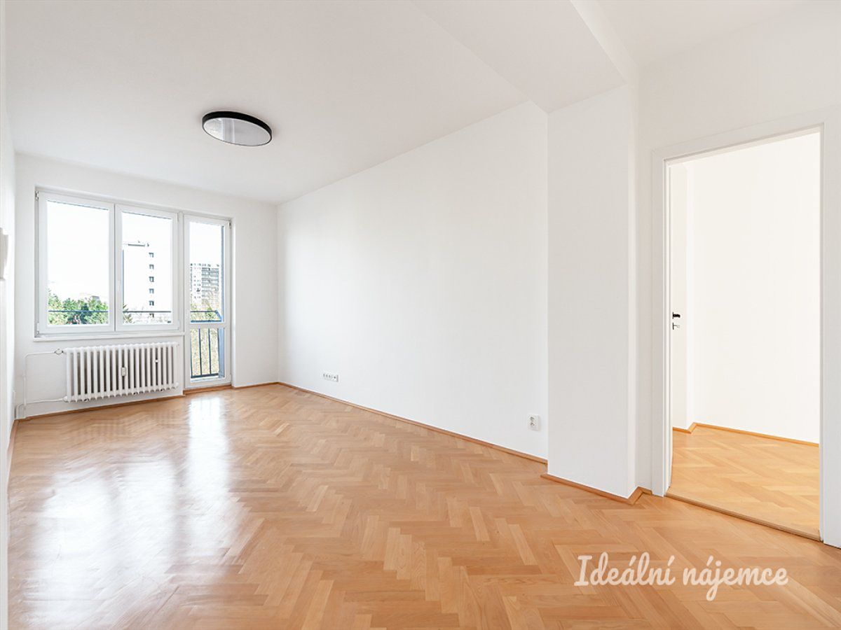 Pronájem bytu 3+1 66 m² – fotografie 4