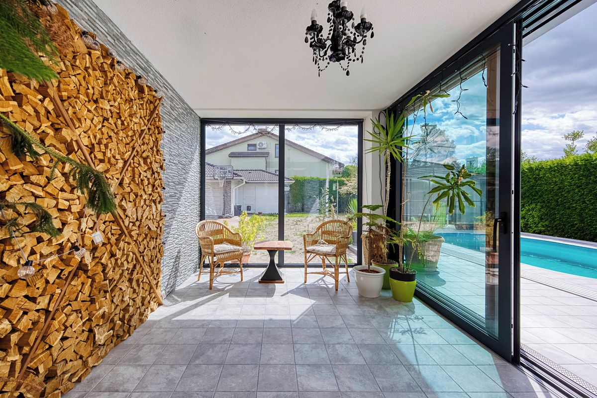 Prodej rodinného domu 223 m², pozemek 799 m² – fotografie 2
