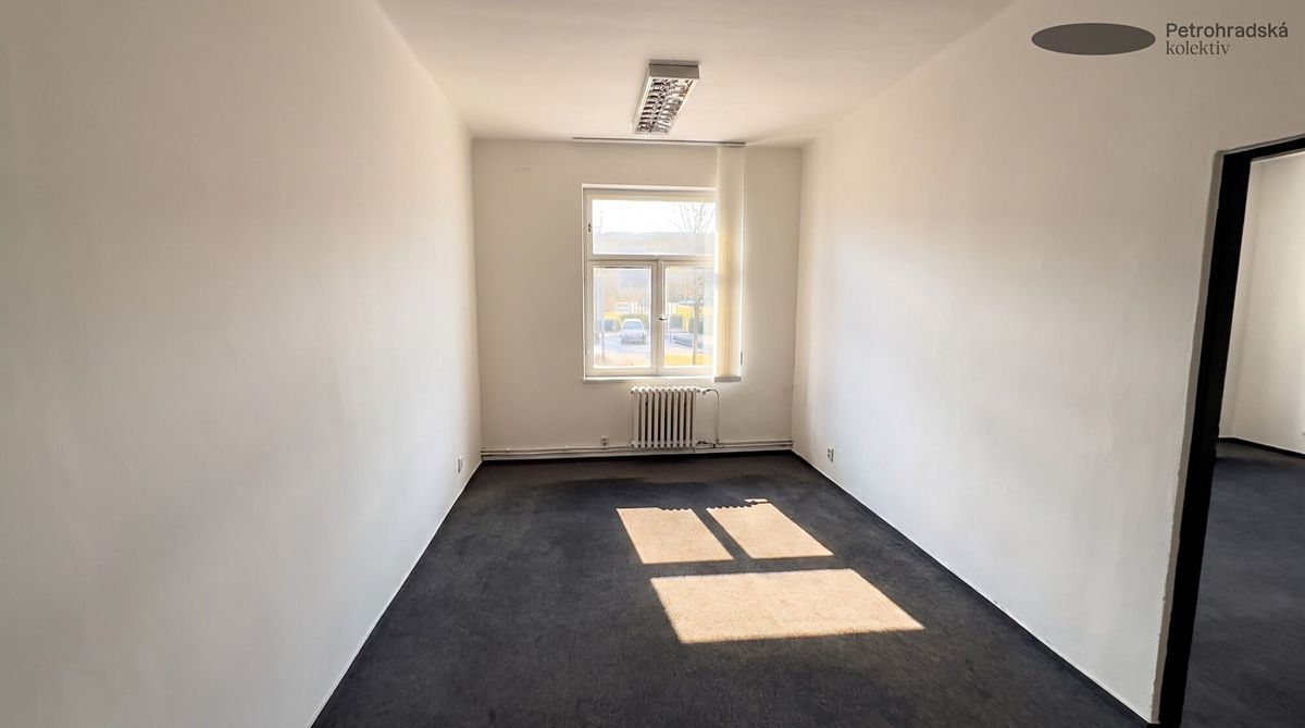 Pronájem kanceláře 18 m², Praha – fotka 1 z 3