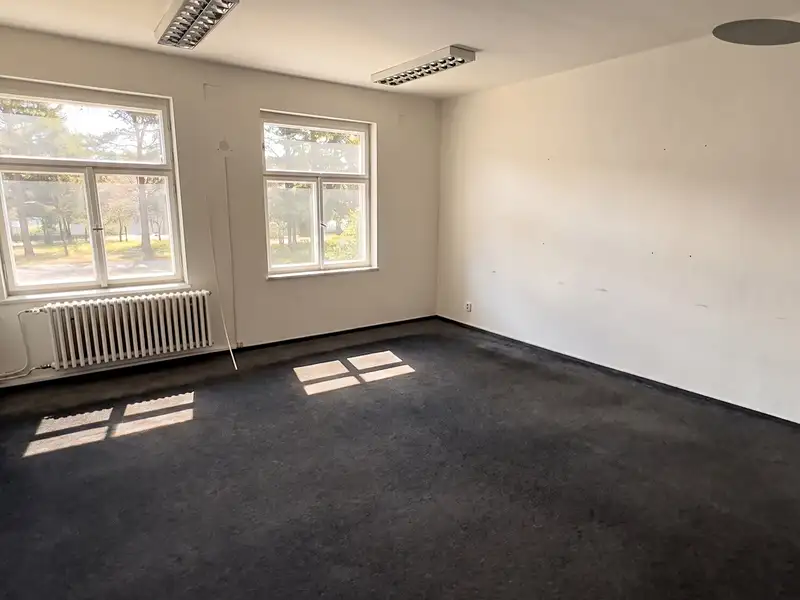 Pronájem kanceláře 29 m², Praha – náhled fotky 3