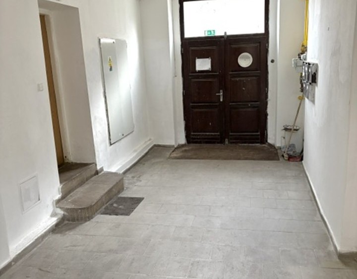 Комерційне приміщення на продаж, 250 м² (2 з 12)