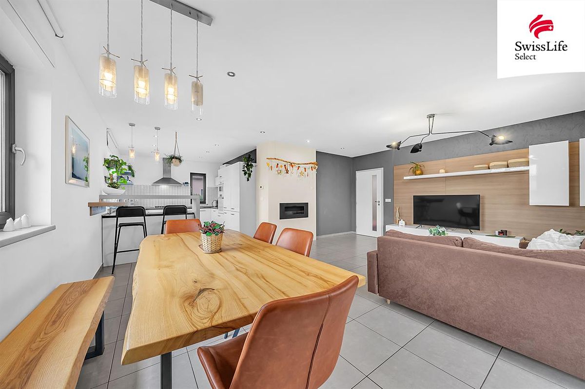 Prodej rodinného domu 131 m², pozemek 913 m² – fotografie 3