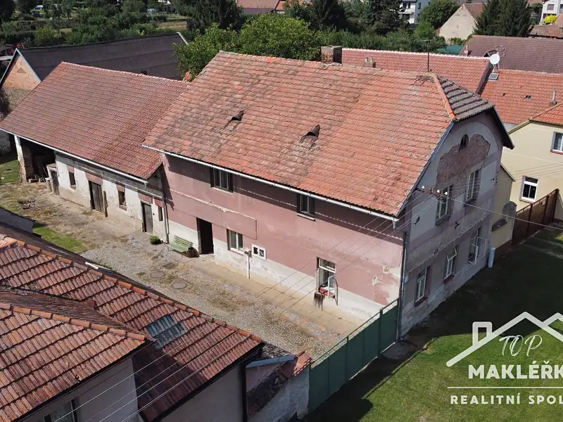 Prodej rodinného domu 168 m², pozemek 2068 m², Močovice – náhled fotky 2