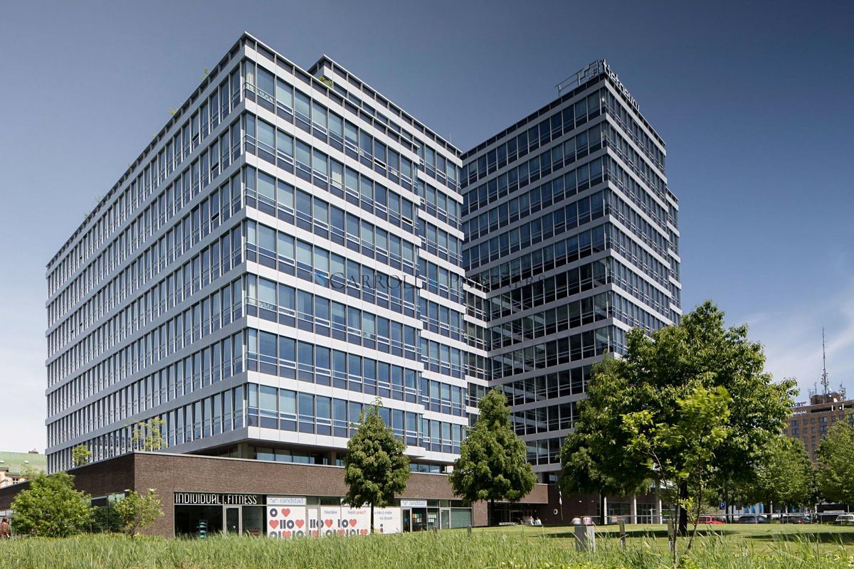 Pronájem kanceláře 250 m²
