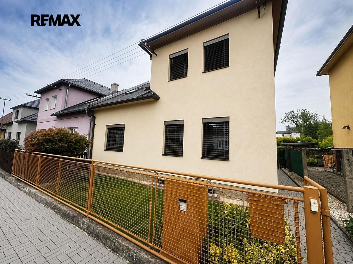 Prodej rodinného domu 152 m², pozemek 230 m²