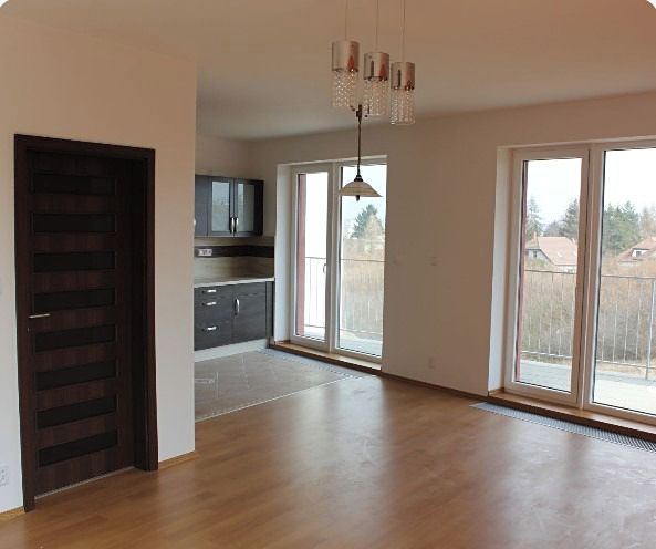 Pronájem bytu 2+kk 63 m² – fotografie 4