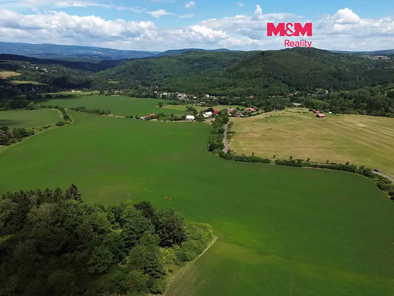 Prodej pole 86204 m², Šemnice – náhled fotky 1