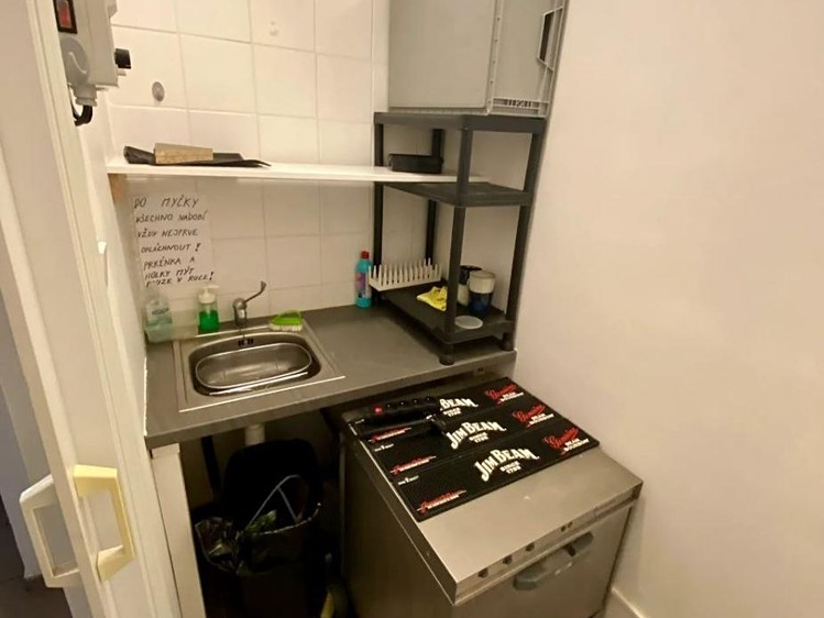 Комерційне приміщення в оренду, 86 м² (4 з 17)
