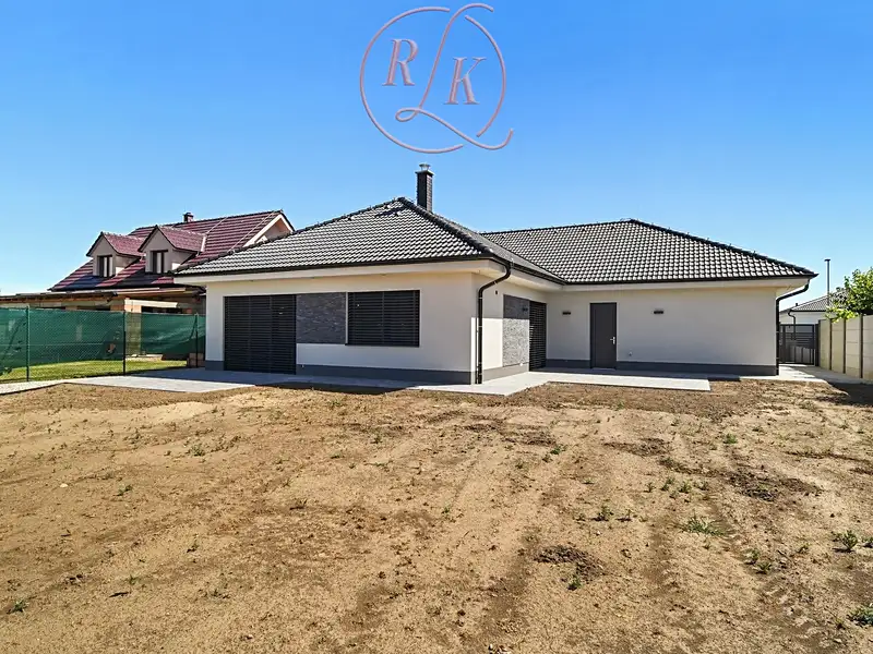 Prodej rodinného domu 170 m², pozemek 1000 m², Kupařovice – náhled fotky 3