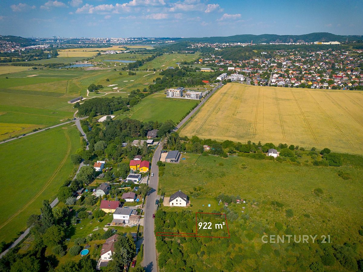 Prodej stavebního pozemku 922 m² – fotografie 3
