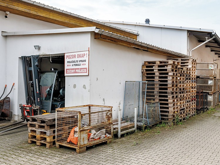 Комерційне приміщення на продаж, 1 813 м² (57 з 70)