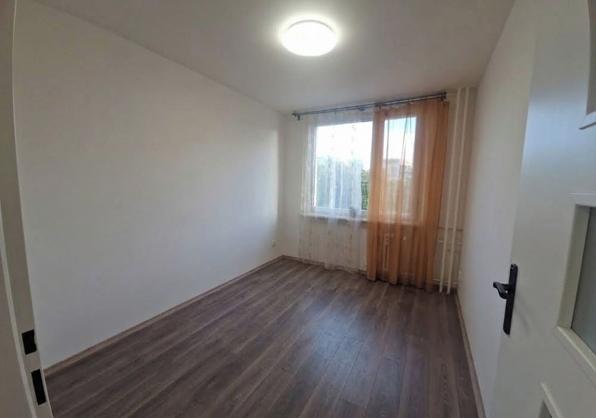 Pronájem bytu 2+kk 40 m² – fotografie 5
