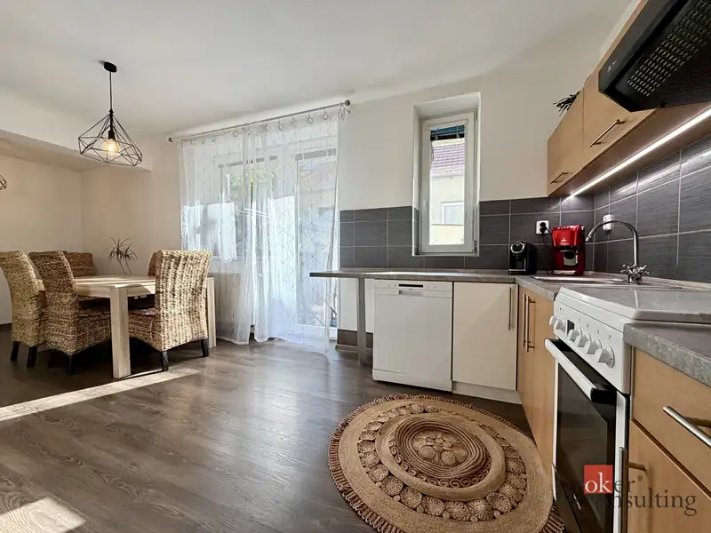 Prodej rodinného domu 200 m², pozemek 172 m², Resslova, Znojmo