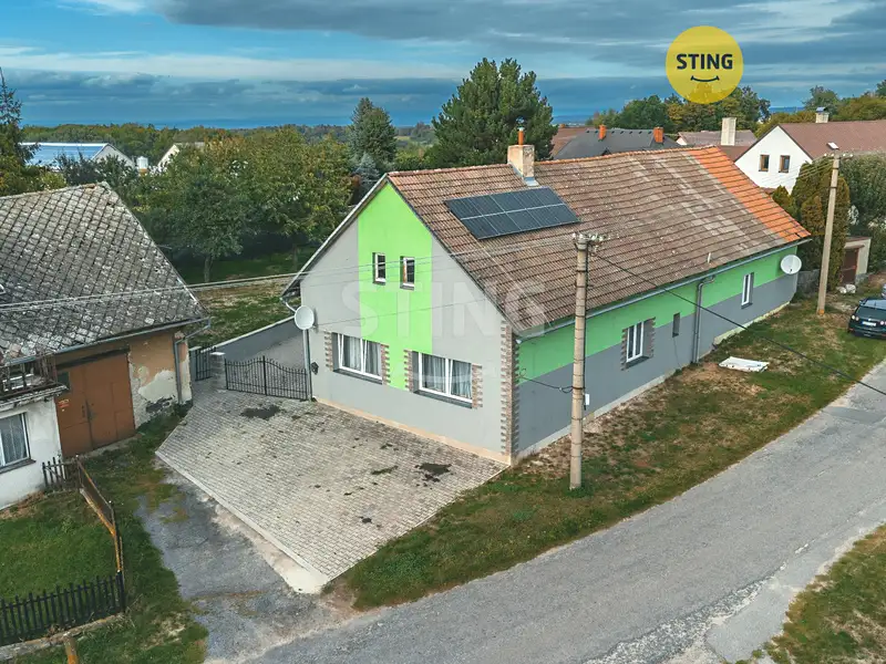 Prodej rodinného domu 220 m², pozemek 850 m², Prosetín – náhled fotky 1
