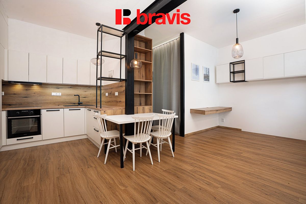 Pronájem bytu 1+kk 41 m²