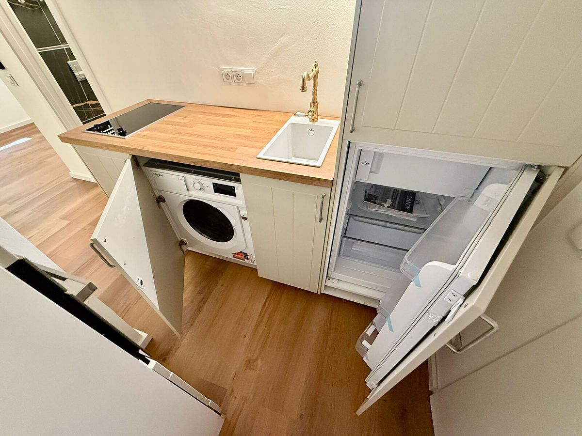 Pronájem bytu 1+kk 16 m² – fotografie 3
