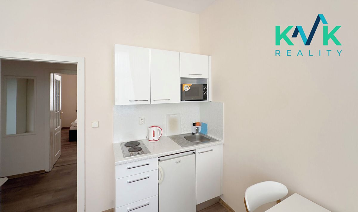 Pronájem bytu 2+kk 34 m² – fotografie 3