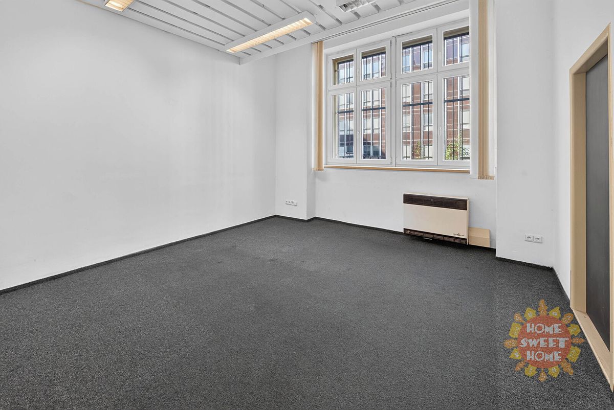 Pronájem kanceláře 82 m² – fotografie 5