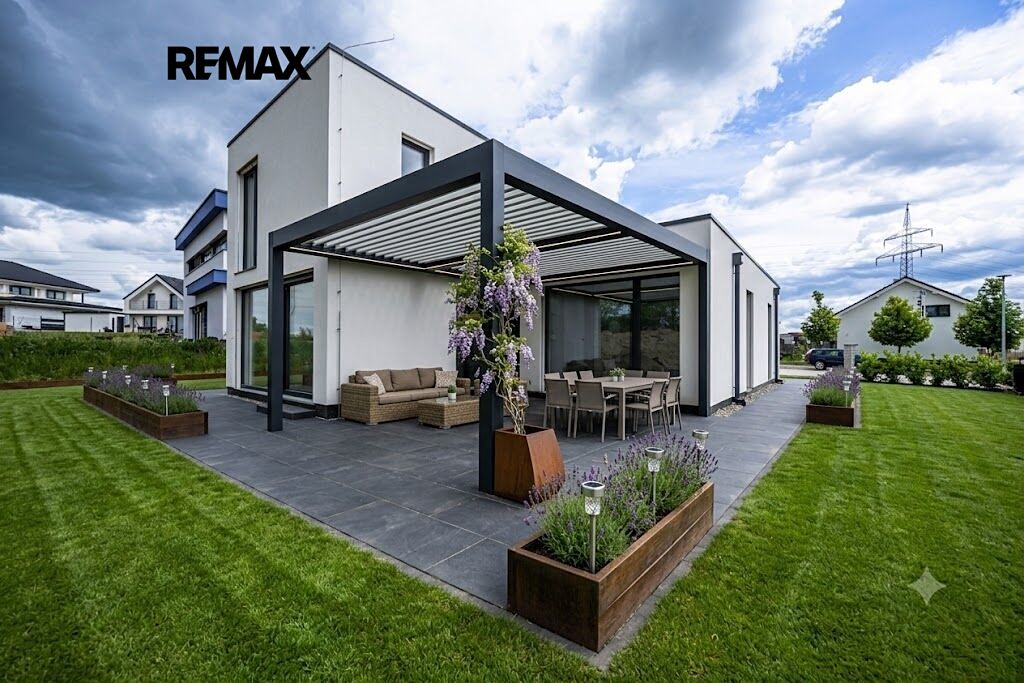 Prodej rodinného domu 230 m², pozemek 982 m² – fotografie 5