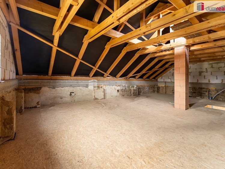 Prodej domu, 80 m² (22 z 38)