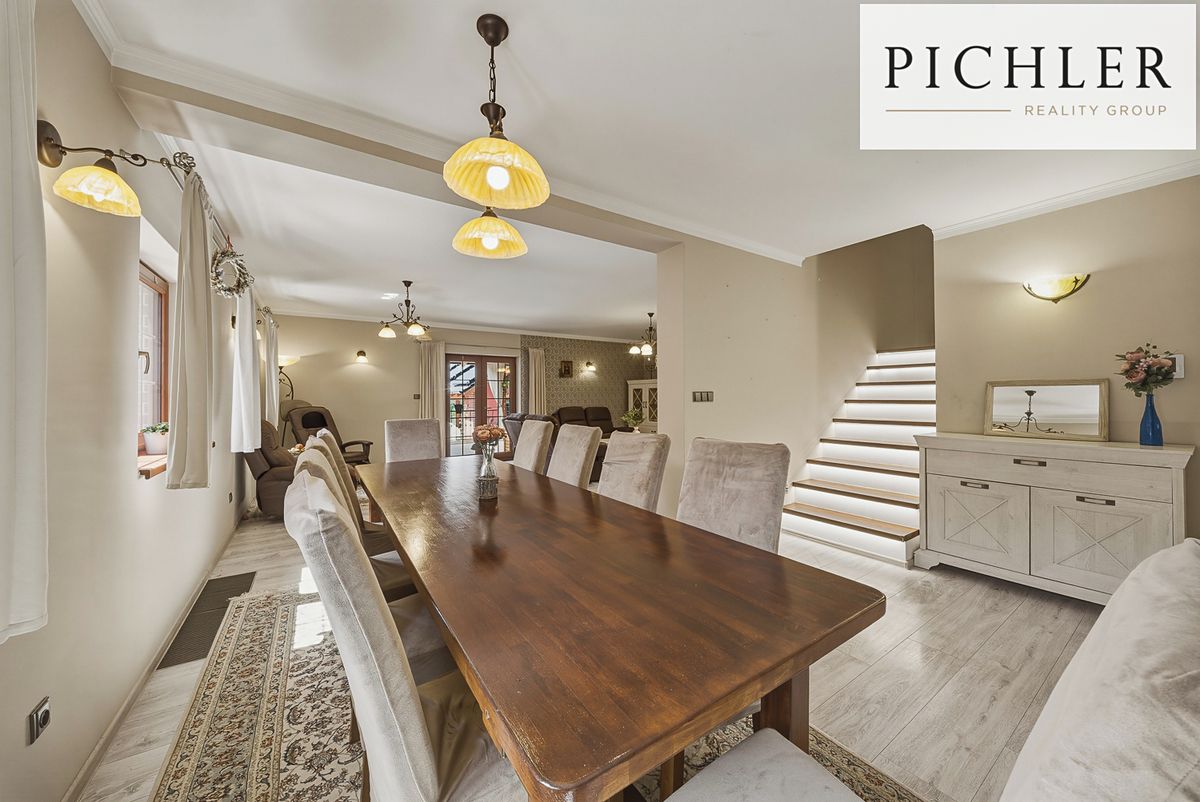 Prodej rodinného domu 244 m², pozemek 2614 m² – fotografie 4