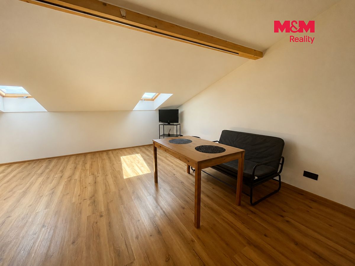 Pronájem bytu 3+kk 80 m² – fotografie 4