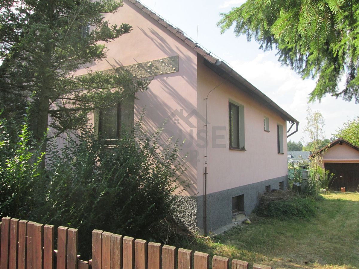 Prodej rodinného domu 210 m², pozemek 1171 m² – fotografie 5