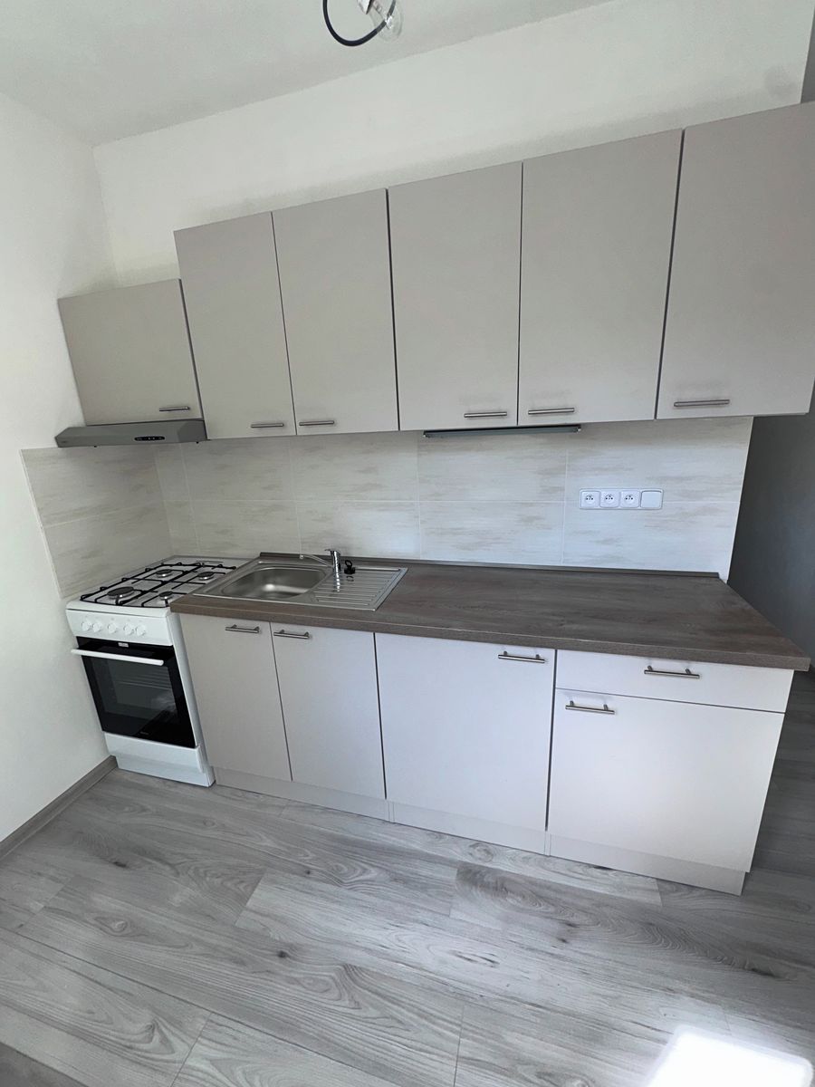 Pronájem bytu 1+1 39 m² – fotografie 2