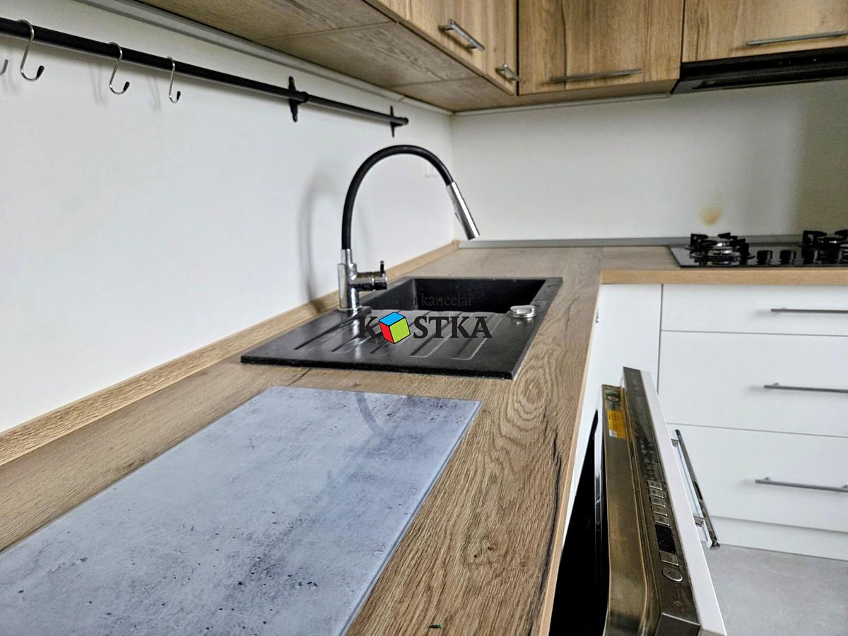 Pronájem bytu 3+1 66 m² – fotografie 3