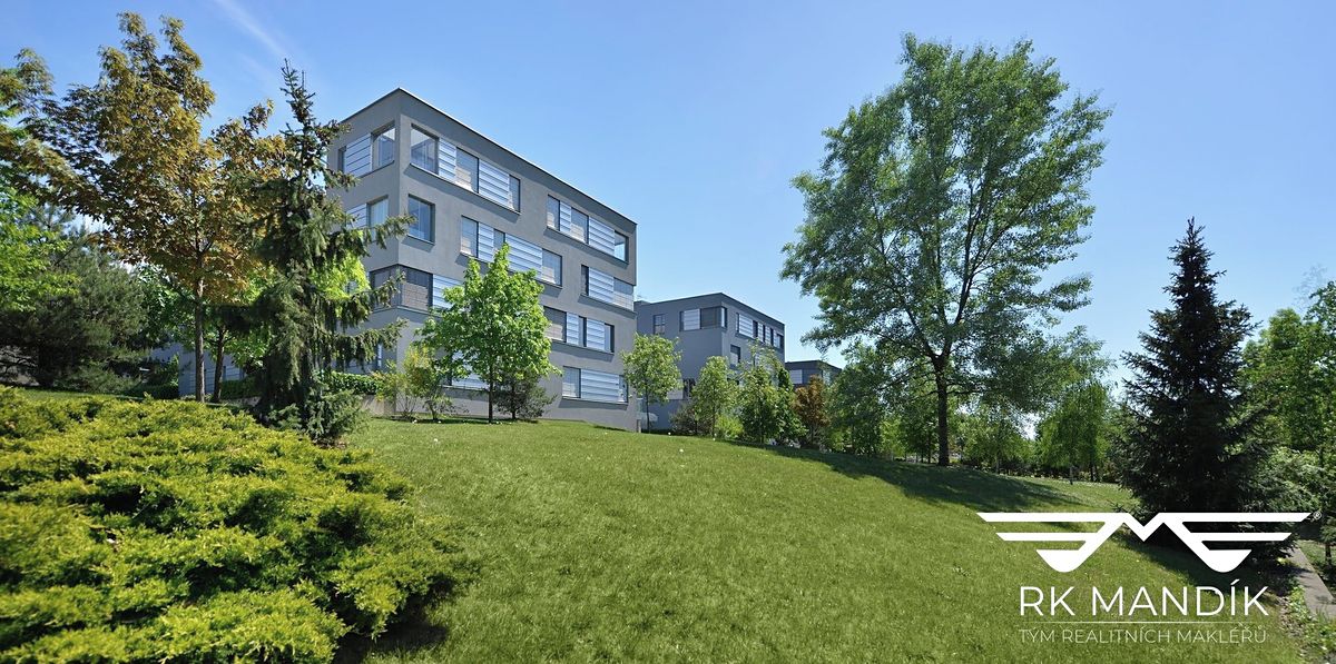 Pronájem bytu 1+kk 45 m² – fotografie 3