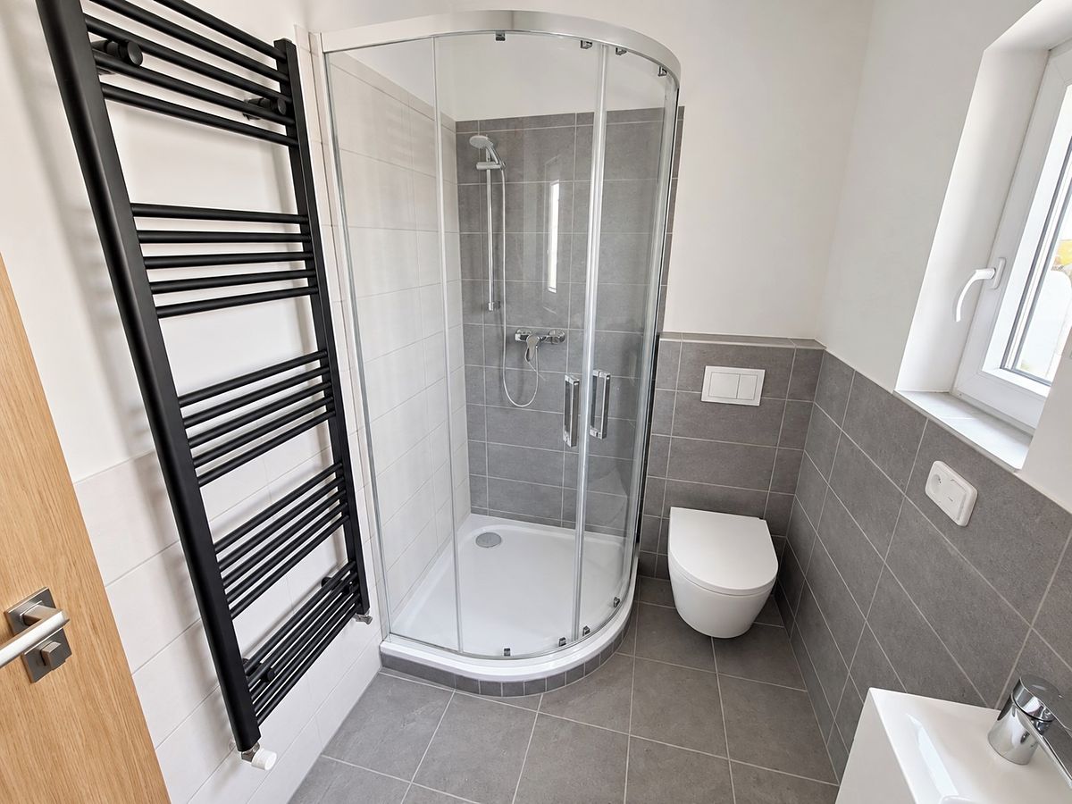 Pronájem bytu 2+kk 40 m² – fotografie 2